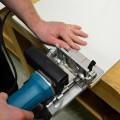 MAKITA FREZARKA DO ROWKÓW 701W PJ7000 - DARMOWA WYSYŁKA