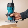 MAKITA-3711-FREZARKA-KRAWEDZIOWA-SOFT-START-530W-Uchwyt-narzedziowy-mm-6.jpg