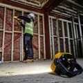 pol_pm_Lampa-robocza-DeWALT-DCL077-19815_3.jpg