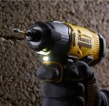 Zakretarka-udarowa-18V-165Nm-Stanley-SFMCF800B-Seria-V20.jpg