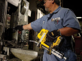 pol_pm_Smarownica-DeWALT-DCGG571NK-18747_2.png